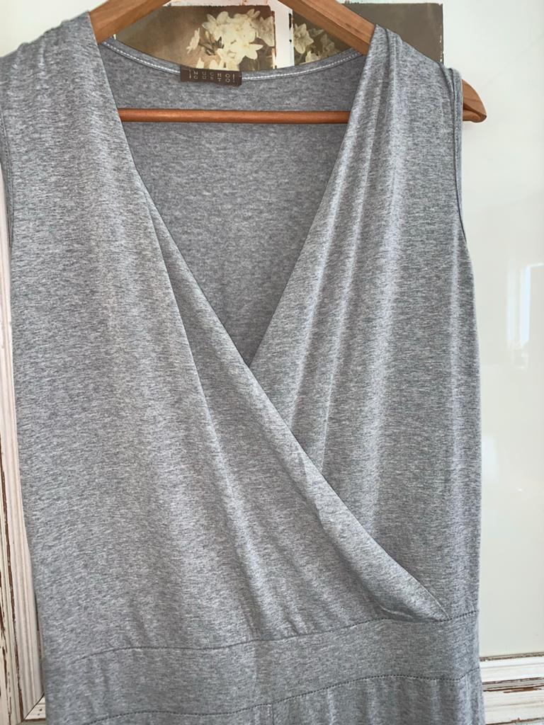 Mucho Gusto Grijze Jumpsuit Maat L nieuw, Kleding | Dames, Ophalen of Verzenden, Zo goed als nieuw, Maat 38/40 (M), Grijs