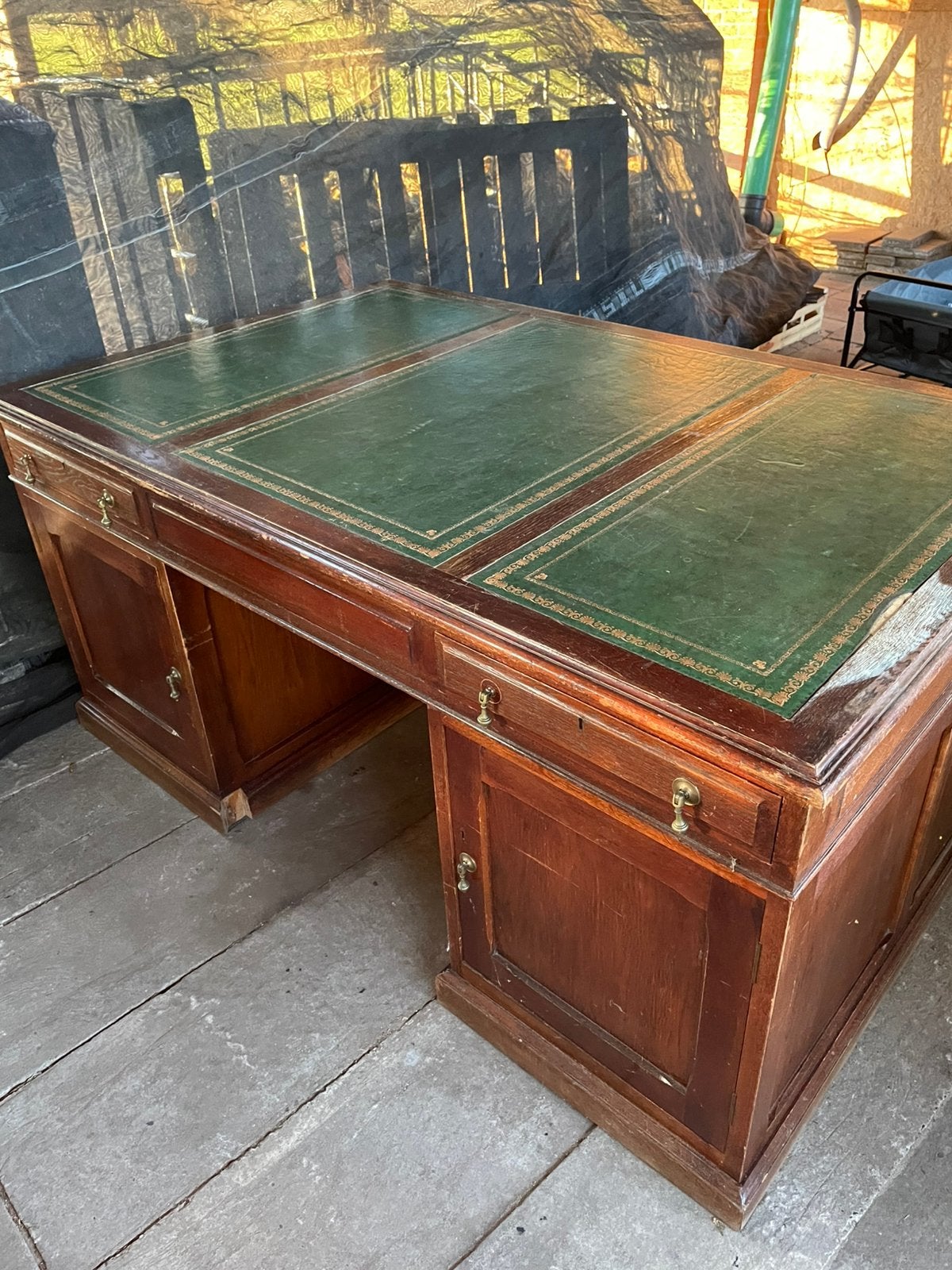 Chesterfield engels bureau, Antiek en Kunst, Ophalen