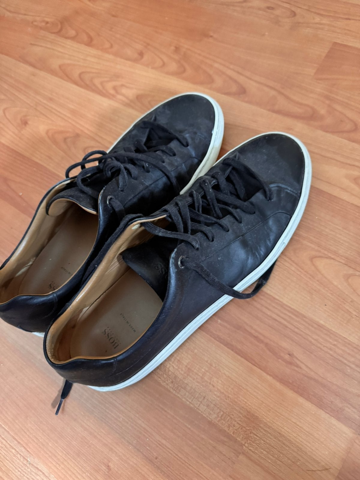 Hugo boss sneaker 45 leer, Kleding | Heren, Schoenen, Ophalen of Verzenden, Zo goed als nieuw