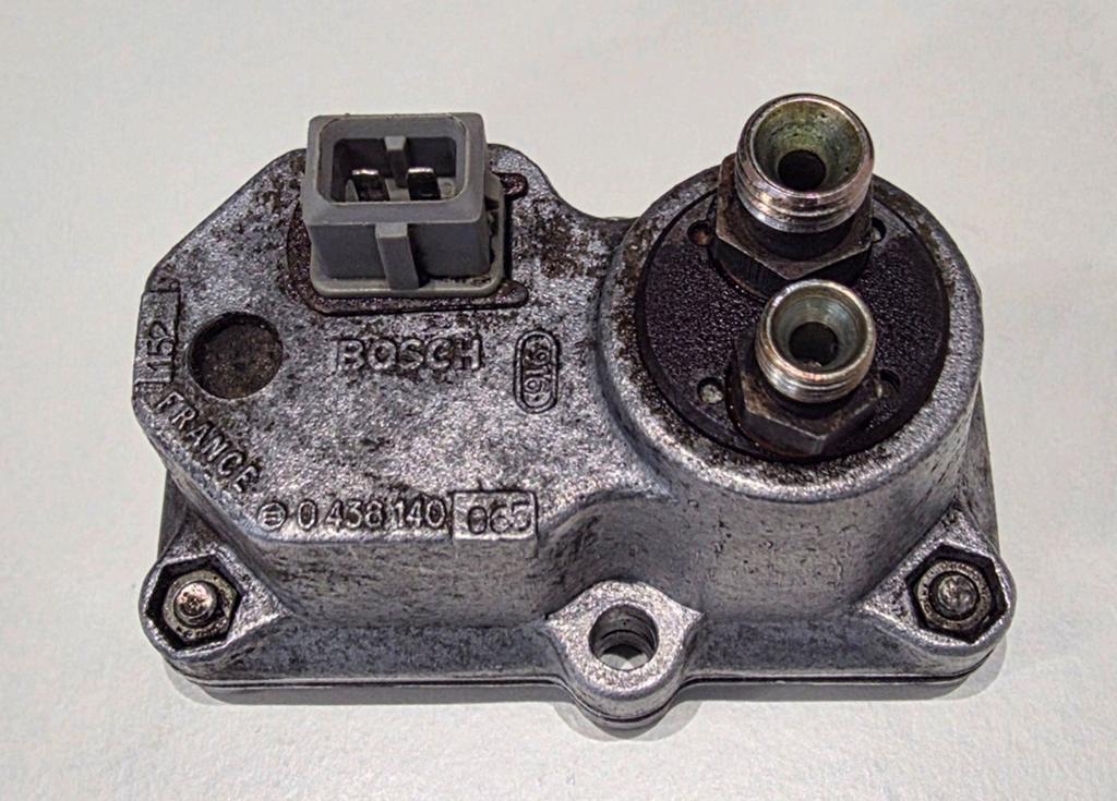 Warmloopregelaar WUR Bosch 0438140065 W123 C123 W460 M102, Ophalen, Gebruikt, Mercedes-Benz