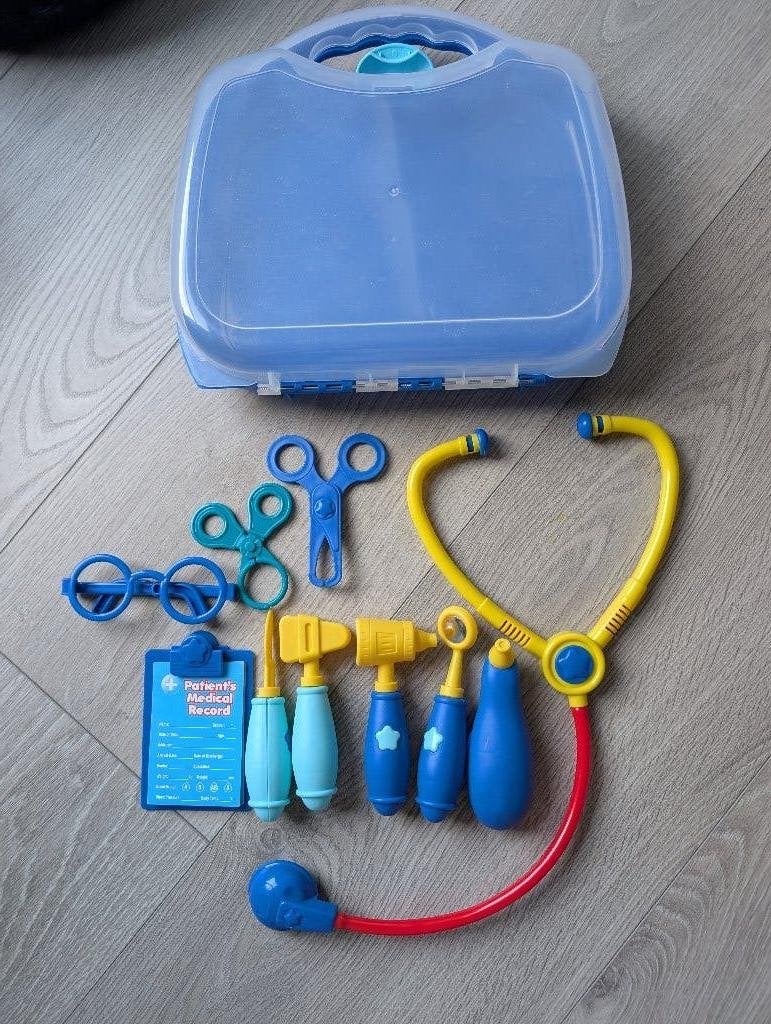 Dokterskoffertje met gereedschappen (speelset), Ophalen of Verzenden, Zo goed als nieuw