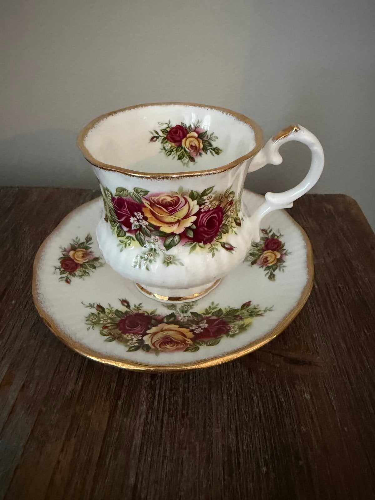 Elizabethan 'English Garden' Kop en Schotel - Fine Bone Chin, Ophalen of Verzenden