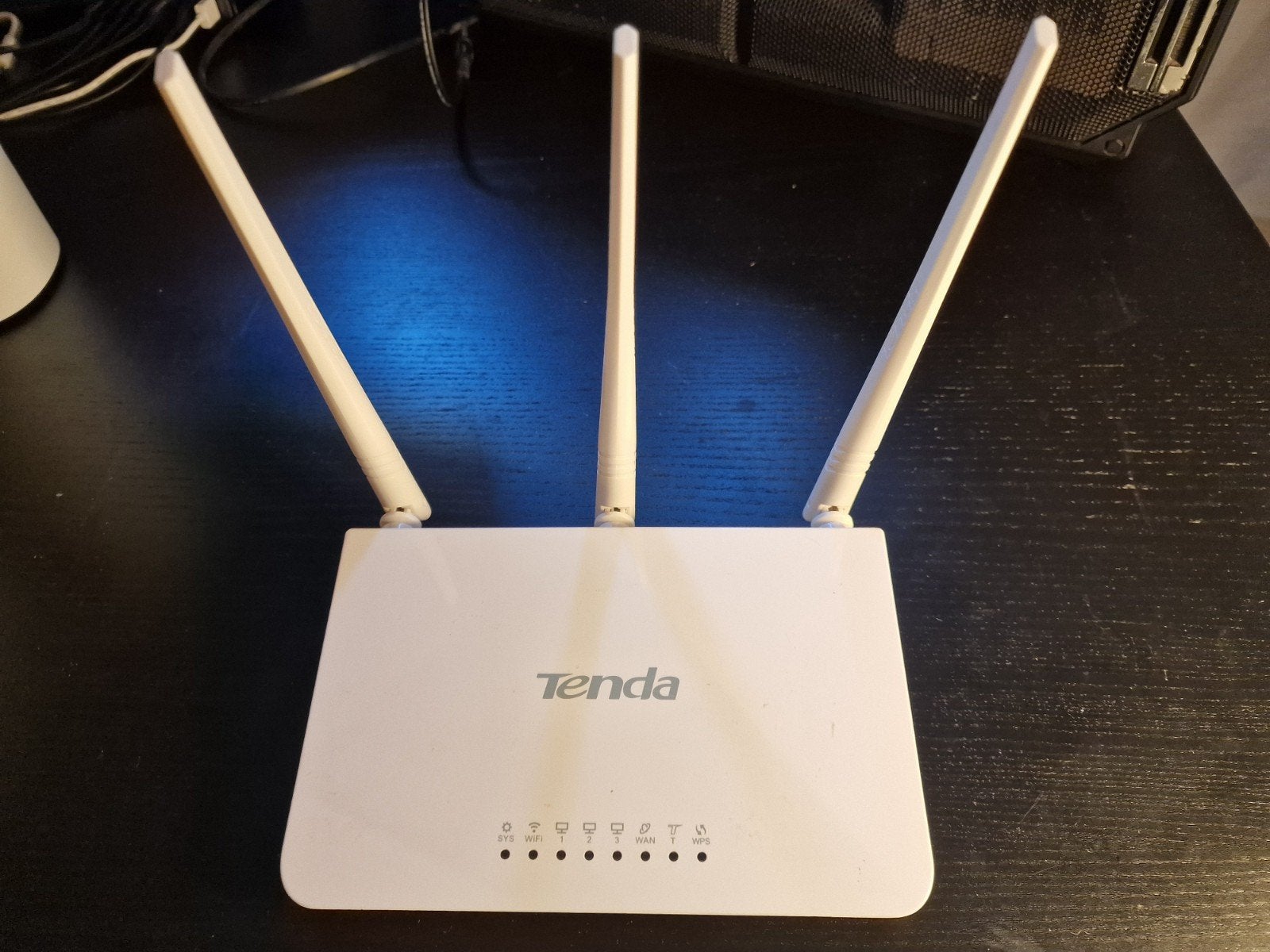 Tenda N300 Wireless Router - Model F3, Ophalen of Verzenden, Gebruikt, Router, Tenda