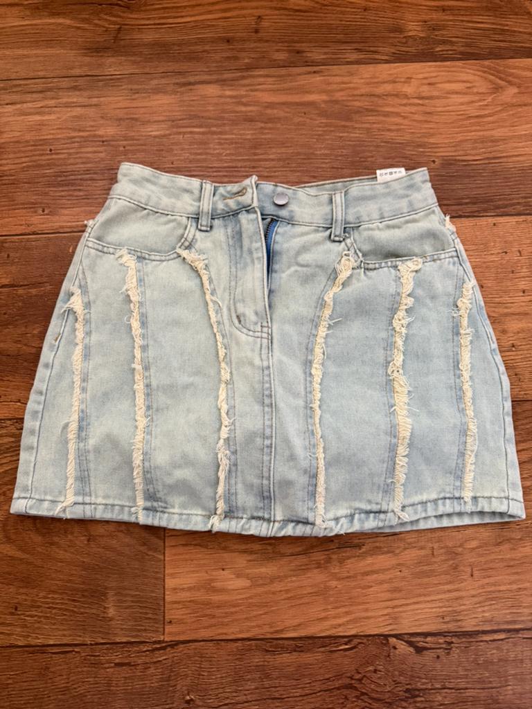Dames nieuwe korte spijkerrok van Shein, Kleding | Dames, Rokken, Blauw, Ophalen of Verzenden, Zo goed als nieuw, Maat 34 (XS) of kleiner