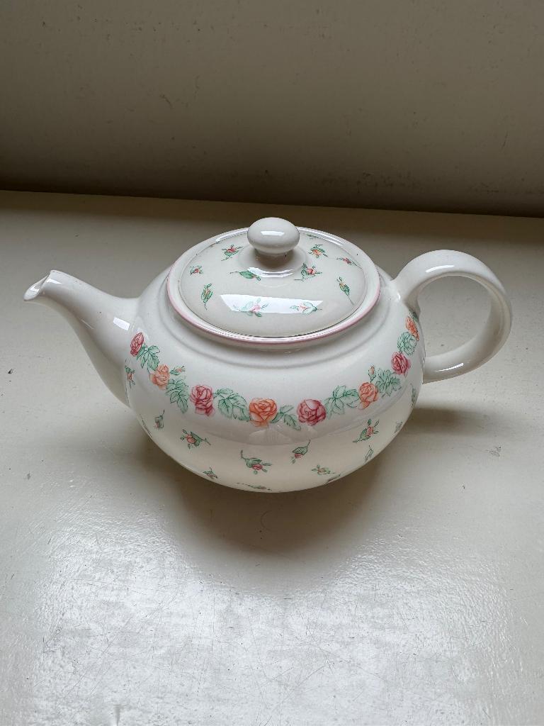 Laura Ashley theepot, Antiek en Kunst, Ophalen of Verzenden
