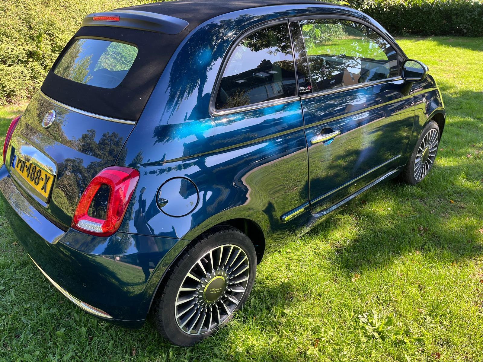 Foto 6 van Fiat 500 C 1.2 AUT 2016 Blauw. Cabrio. Abarth leather seats