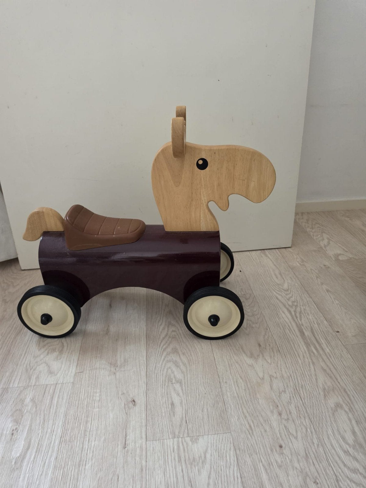 Houten loopwagentje eland, Ophalen, Gebruikt, Rij- of Hobbelspeelgoed