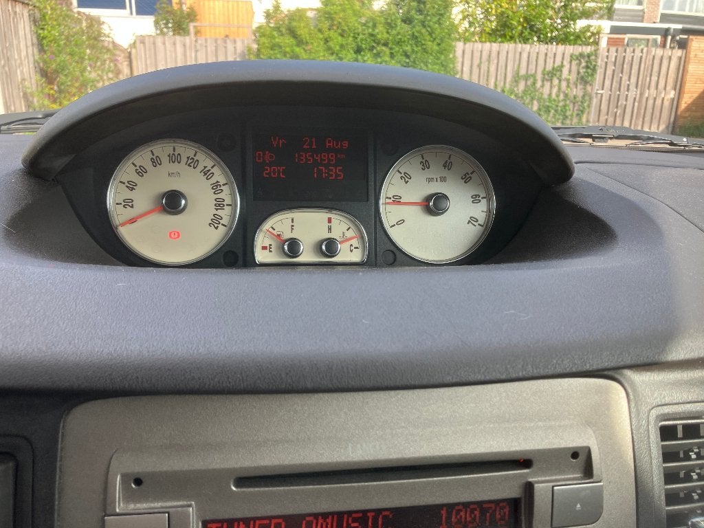 Lancia Musa 1.4 16V 2005 Zwart, Auto's, Voorwielaandrijving, 15 km/l, Beige, Zwart