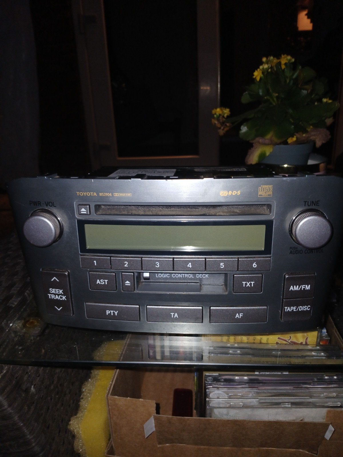 Toyota avensis radio model W53904, Ophalen, Gebruikt