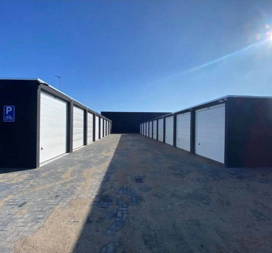 Garage opslagruimte per direct te huur Breda