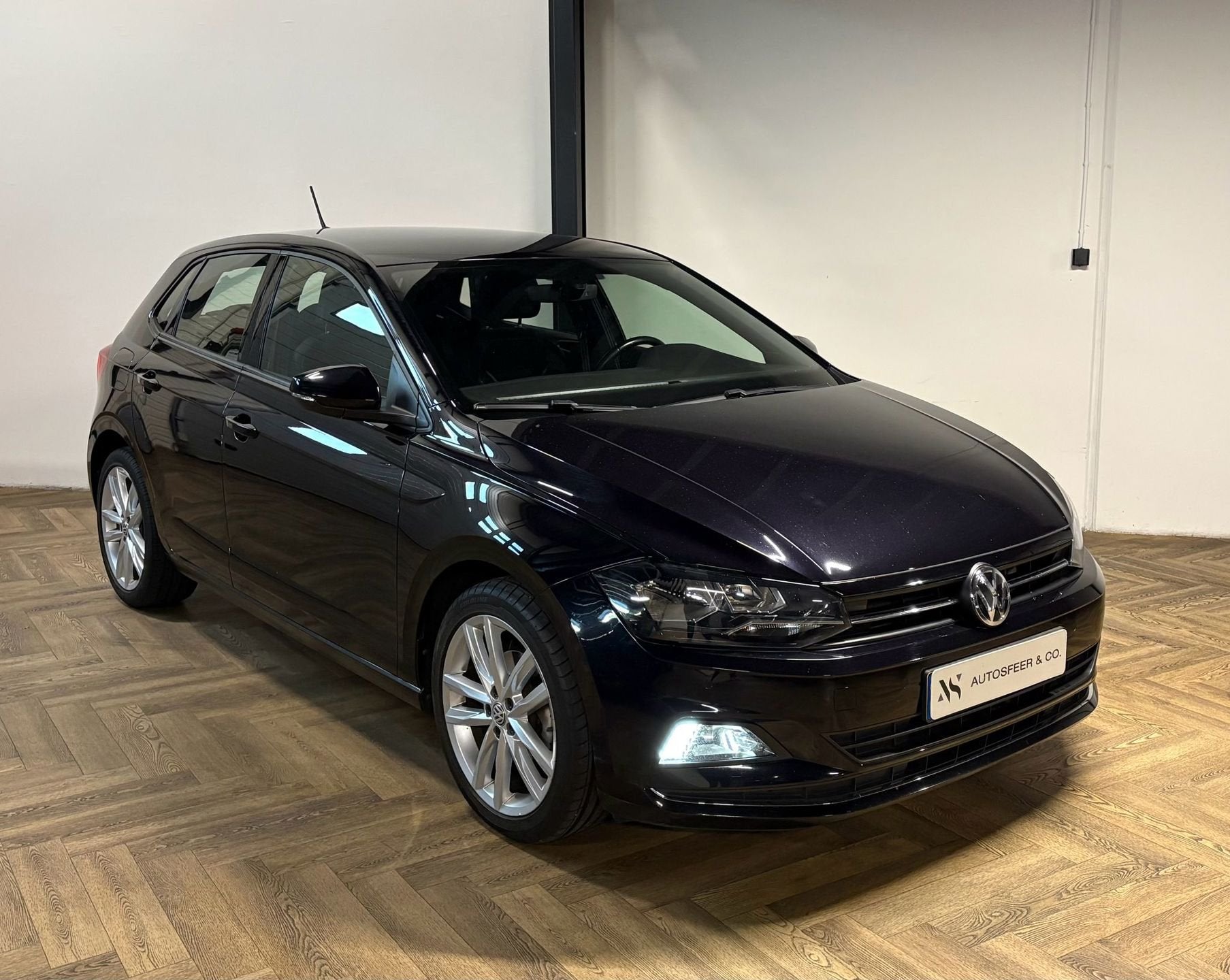 Volkswagen Polo 1.0 TSI Highline PDC CARPLAY, Auto's, Gebruikt, Euro 6, Origineel Nederlands, Bedrijf