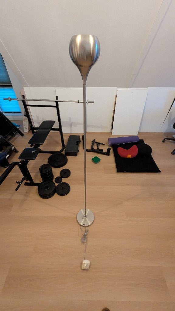 Staande lamp tulp aluminium metaal rond, Ophalen, E27 (groot), Zo goed als nieuw, Metaal