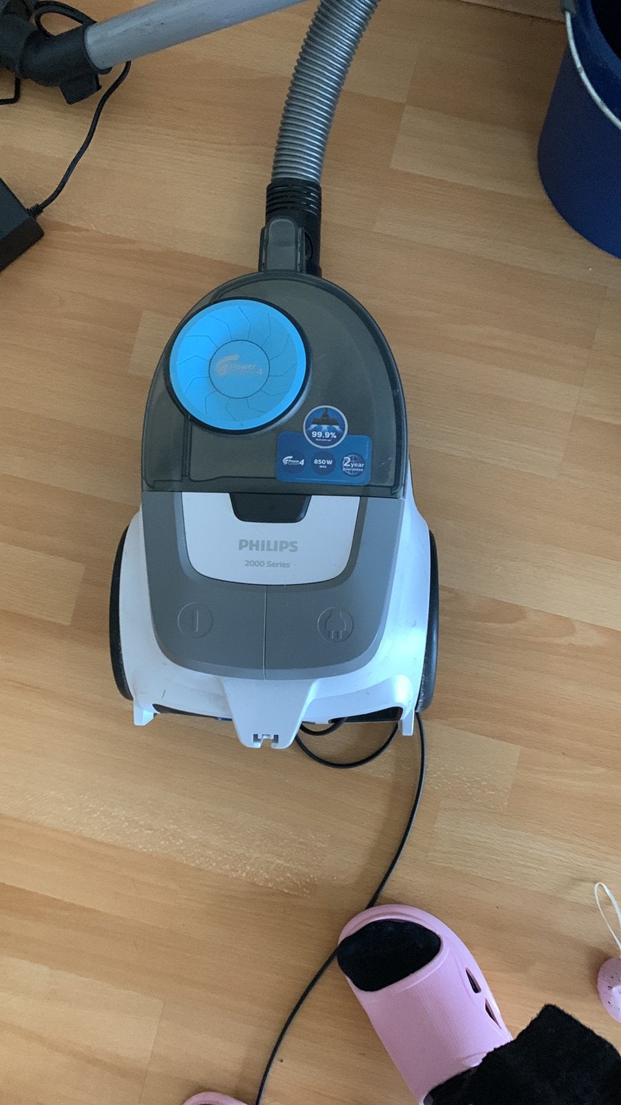 Philips stofzuiger zonder zak, Ophalen, Zo goed als nieuw