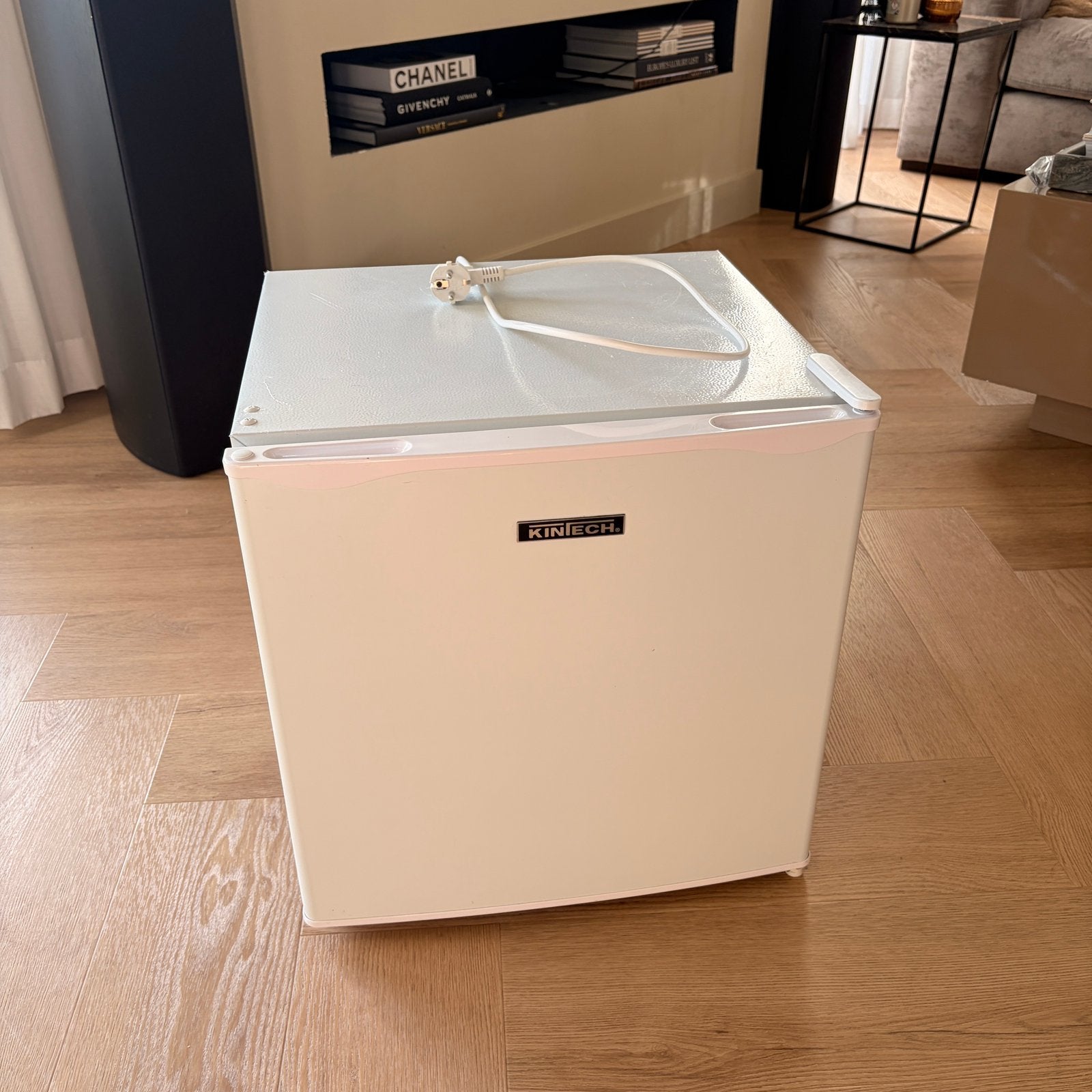 Kintech BC-50 Mini Koelkast - Compact en Handig, Witgoed en Apparatuur, Koelkasten en IJskasten, Ophalen, Energieklasse A of zuiniger