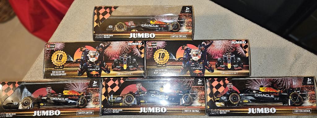 Jumbo Bburago RB19 M.Verstappen + gratis F1 Kalender € 25,00, Ophalen of Verzenden, Nieuw, Formule 1