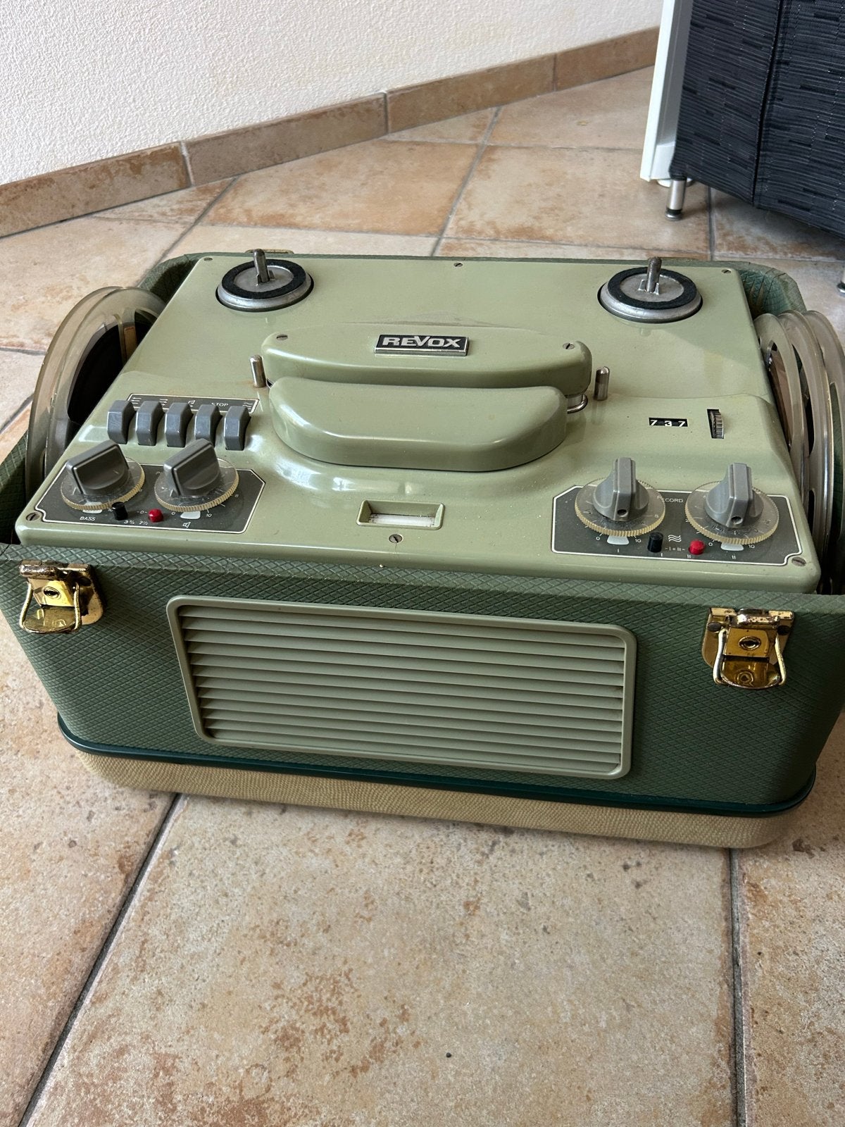 Revox F36 Stereo Bandrecorder - Vintage Audiopareltje, Ophalen, Bandrecorder, Met stofkap