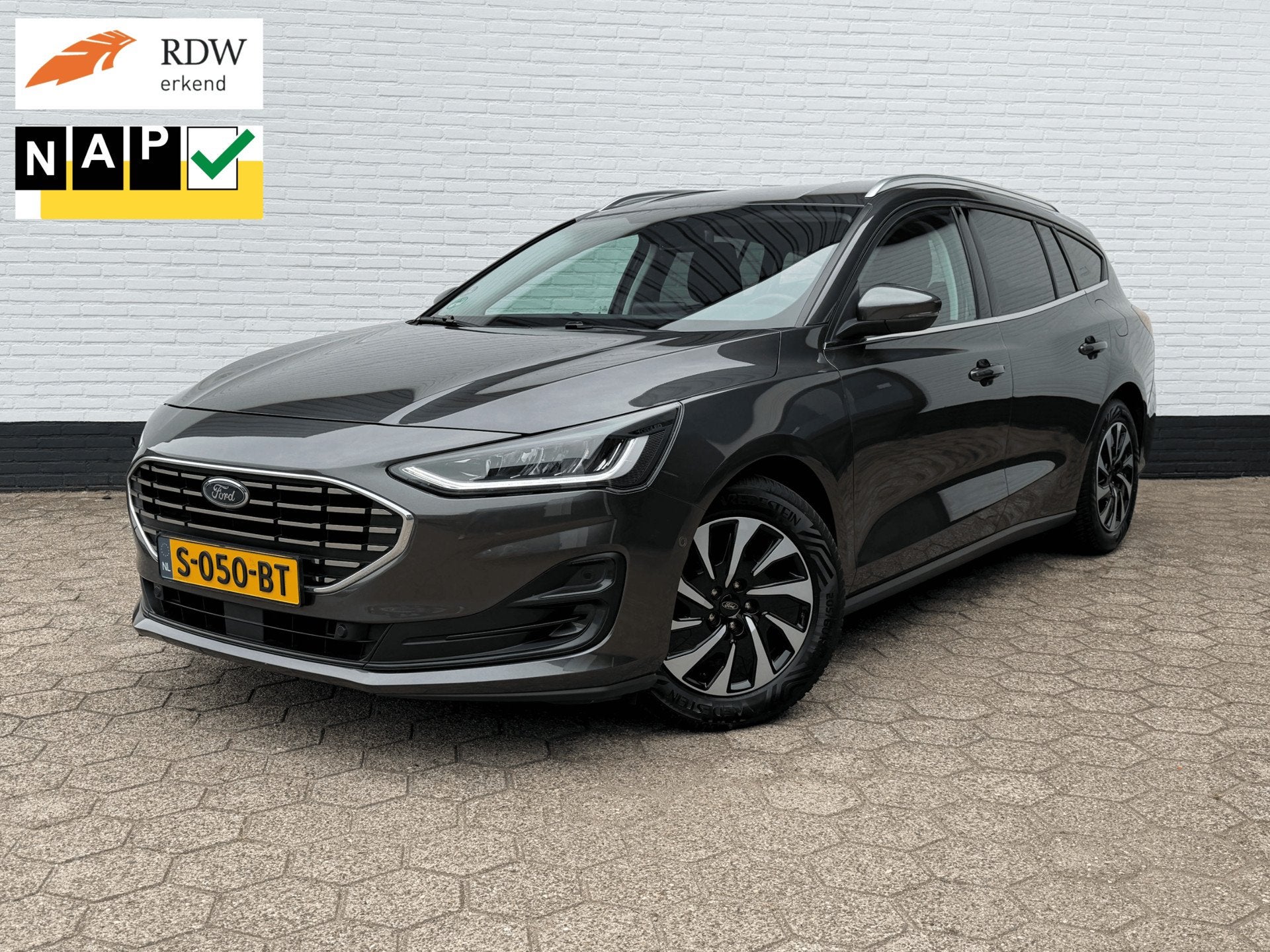 Ford Focus Wagon 1.0EcoBoost Hybrid Titanium TREKHAAK CAMERA