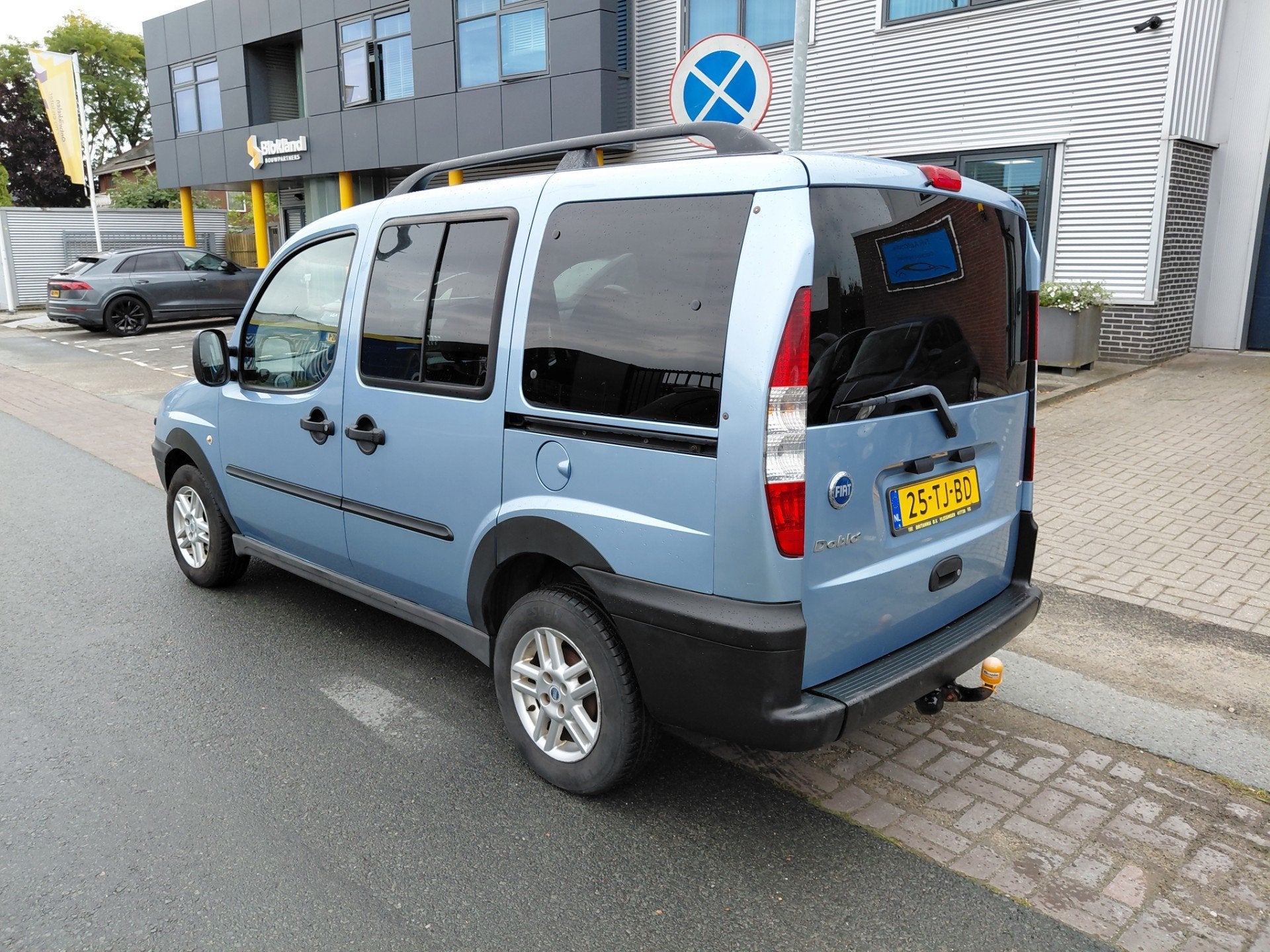Fiat Doblò 1.6-16V Malibu 2x schuifd cv el ramen Nwe Apk, Voorwielaandrijving, 1596 cc, Stof, Gebruikt