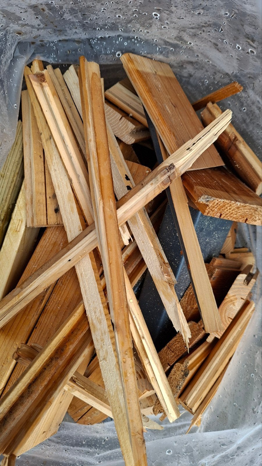 Gratis aanmaakhout voor vuurkorf - 4 zakken, Tuin en Terras, Minder dan 3 m³, Ophalen, Overige houtsoorten, Takken