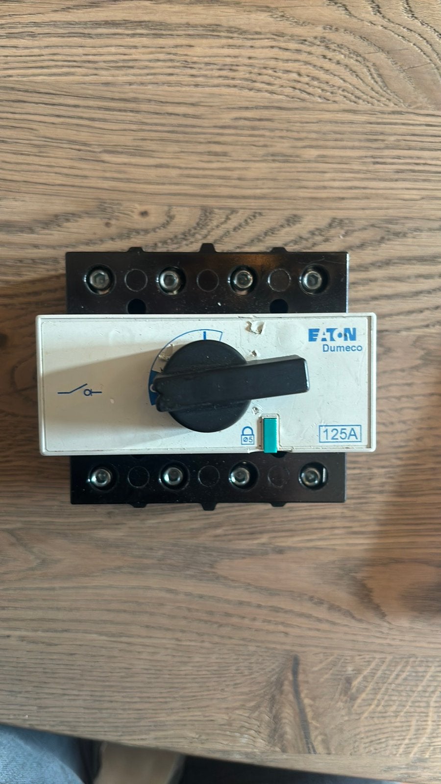 Hoofdschakelaar 125 ampere 4 polig, Ophalen, Gebruikt, Eaton