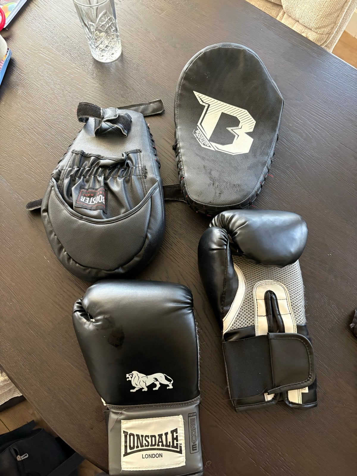 Bokshandschoenen Lonsdale en Booster pads, Gebruikt, Overige, Vechtsportbescherming, Maat L