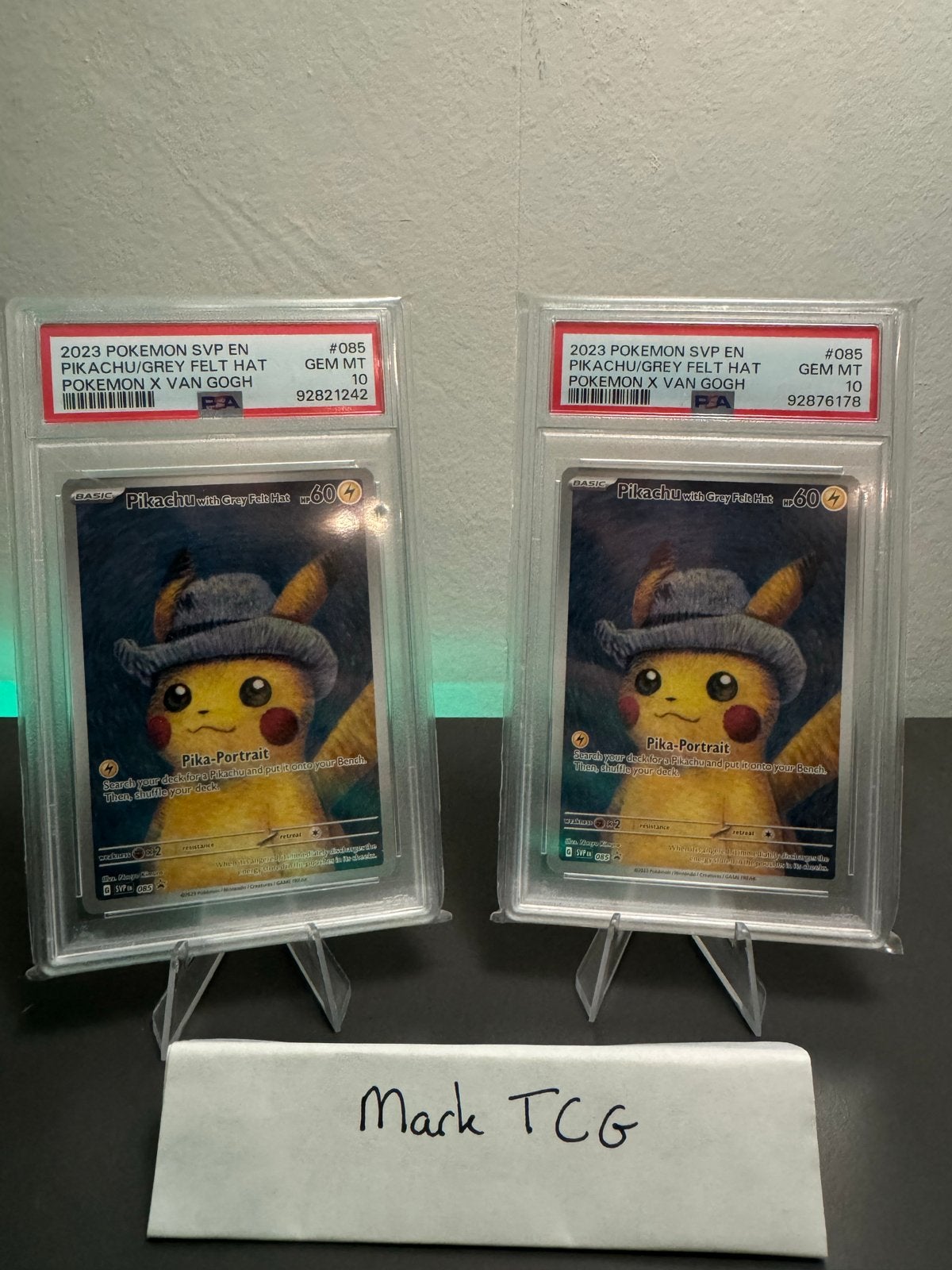 PSA 10 Pikachu Van Gogh 085 grey felt hat, Ophalen of Verzenden, Zo goed als nieuw, Losse kaart