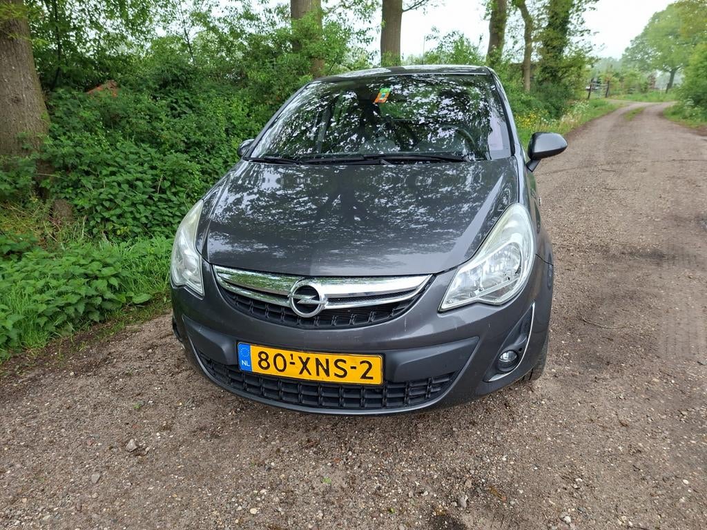 Opel Corsa 1.3 Cdti 70KW 5D 2012 Grijs. Apk 03-04-2027, Auto's, Voorwielaandrijving, Euro 5, 28 km/l, Metallic lak