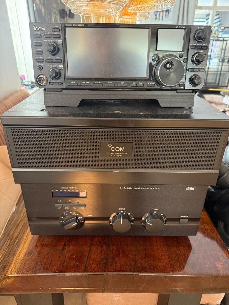 ICOM 7760 nieuwstaat, Telecommunicatie, Ophalen, Zo goed als nieuw, Zender en Ontvanger