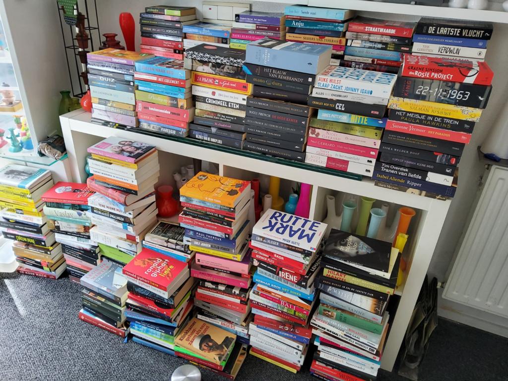 Verzameling boeken nieuw / z.g.a.n. 327 stuks. 150 euro., Boeken, Partijen en Verzamelingen, Ophalen
