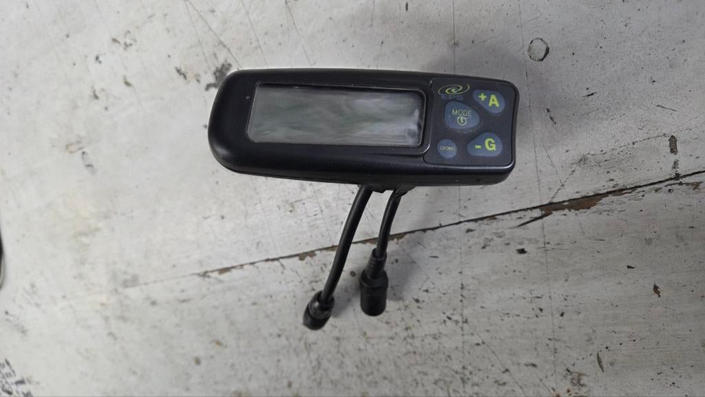 VANAF €50,- Fietsen displays, ION, BOSCH, GAZELLE, TREK,, Fietsen en Brommers, Fietsaccessoires | Fietscomputers, ., Ophalen of Verzenden