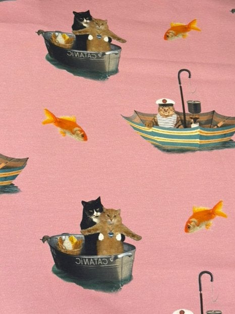 Stof tricot oud rose poezen boot 85x75, Overige materialen, Nieuw, Ophalen of Verzenden, 30 tot 120 cm