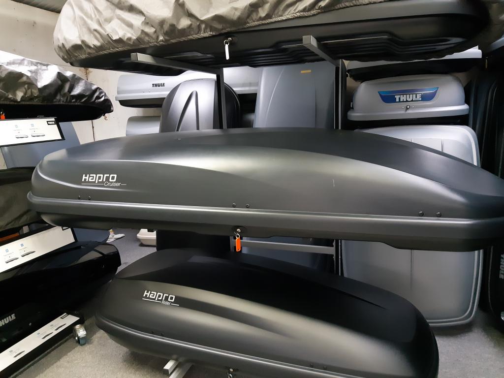 Hapro dakkoffer Cruiser 10.8 mat zwart 600 ltr.