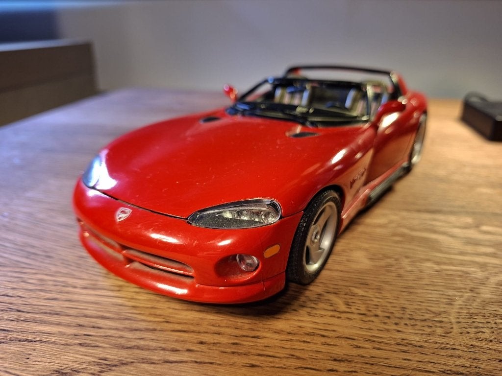 Bburago Dodge Viper RT/10 1:18 – Made in Italy – opknapper, Hobby en Vrije tijd, Ophalen of Verzenden, Gebruikt, Auto, Bburago