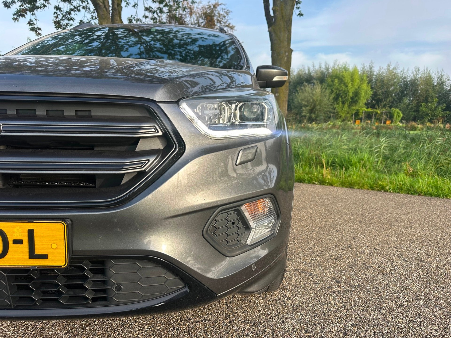 Foto 3 van Ford Kuga 1.5 EcoBoost ST Line|trekhaak|goed onderhouden|
