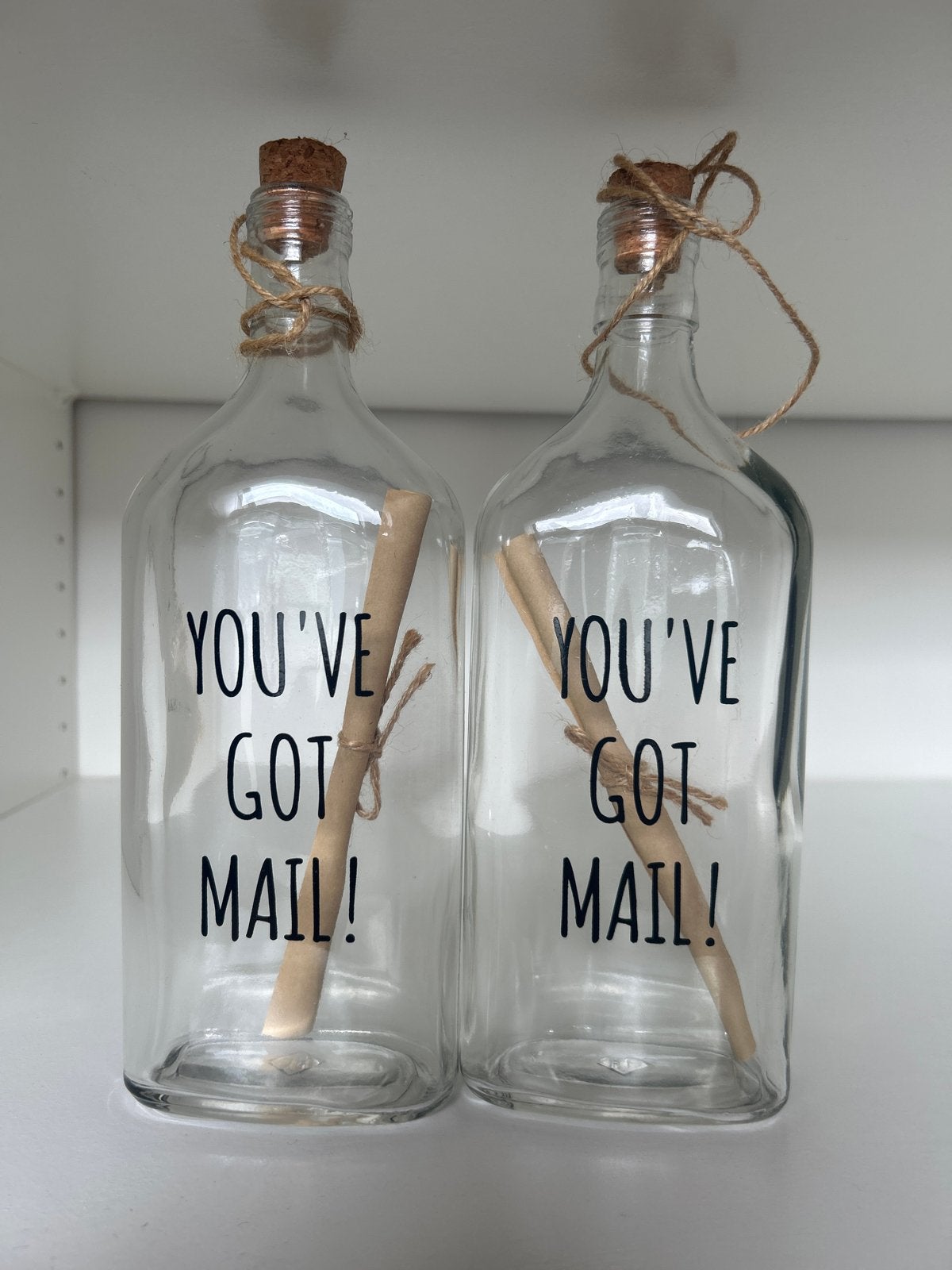 Decoratieve flessen 'You've got mail!', Ophalen, Zo goed als nieuw, Glas, Modern
