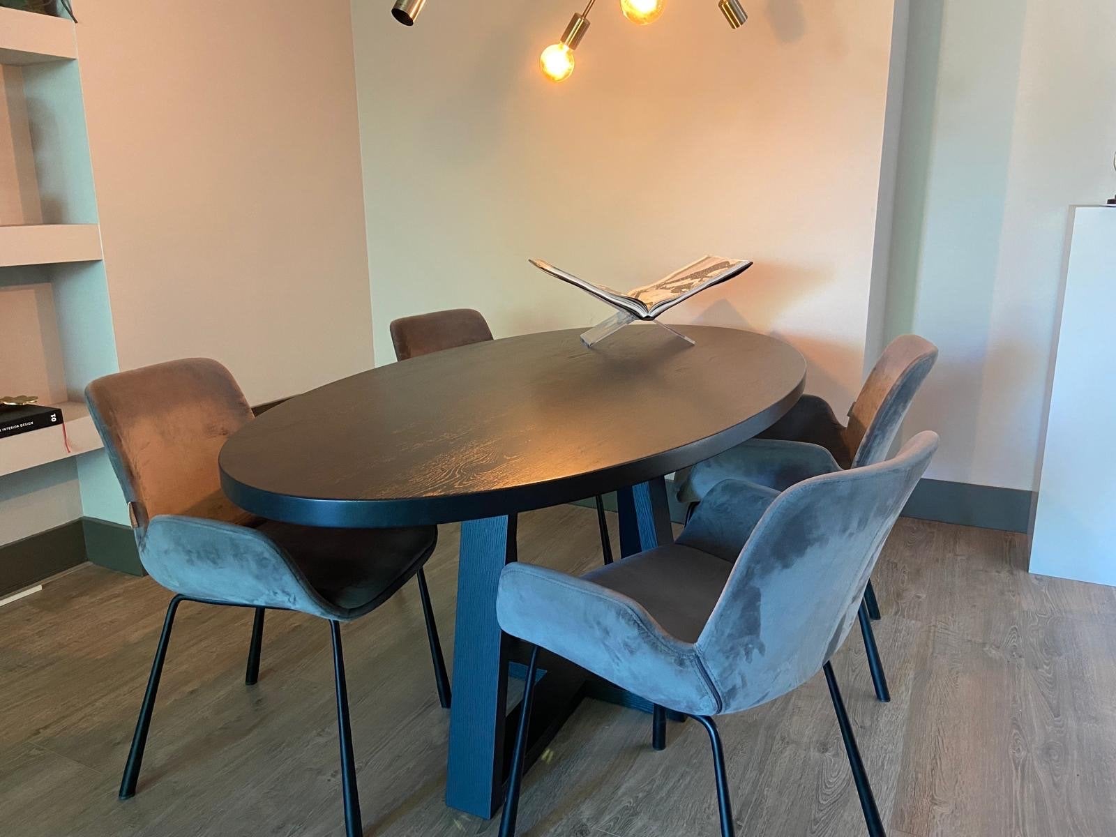 Complete eetkamerset-4 stoelen van het merk Zuiver+eettafel, Ophalen, Zo goed als nieuw, 4 tot 6 stoelen