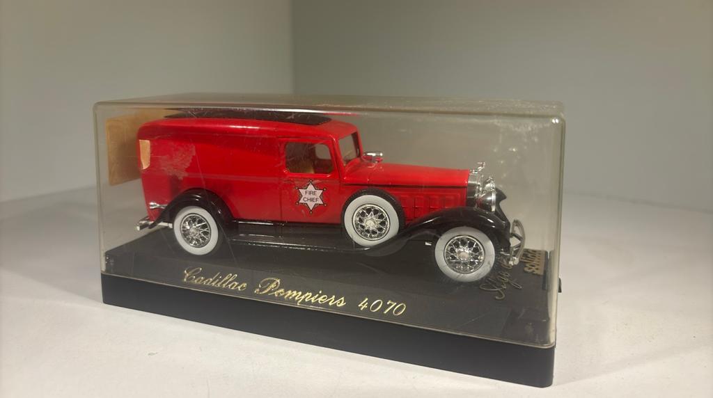 Cadillac pompiers solido 1.43, Auto, Solido, Ophalen of Verzenden, A