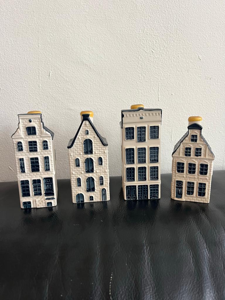 KLM huisjes 47 (Anne Frank huis), 51, 54 en 68, Ophalen of Verzenden, Zo goed als nieuw, 41 t/m 60, Gevuld