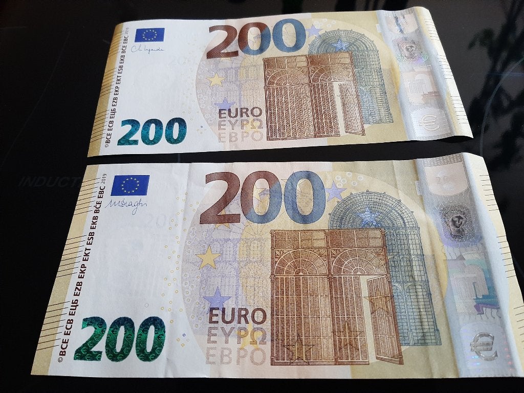200 euro bankbiljet  nieuw model, Ophalen of Verzenden, Overige landen, 200 euro, Los biljet