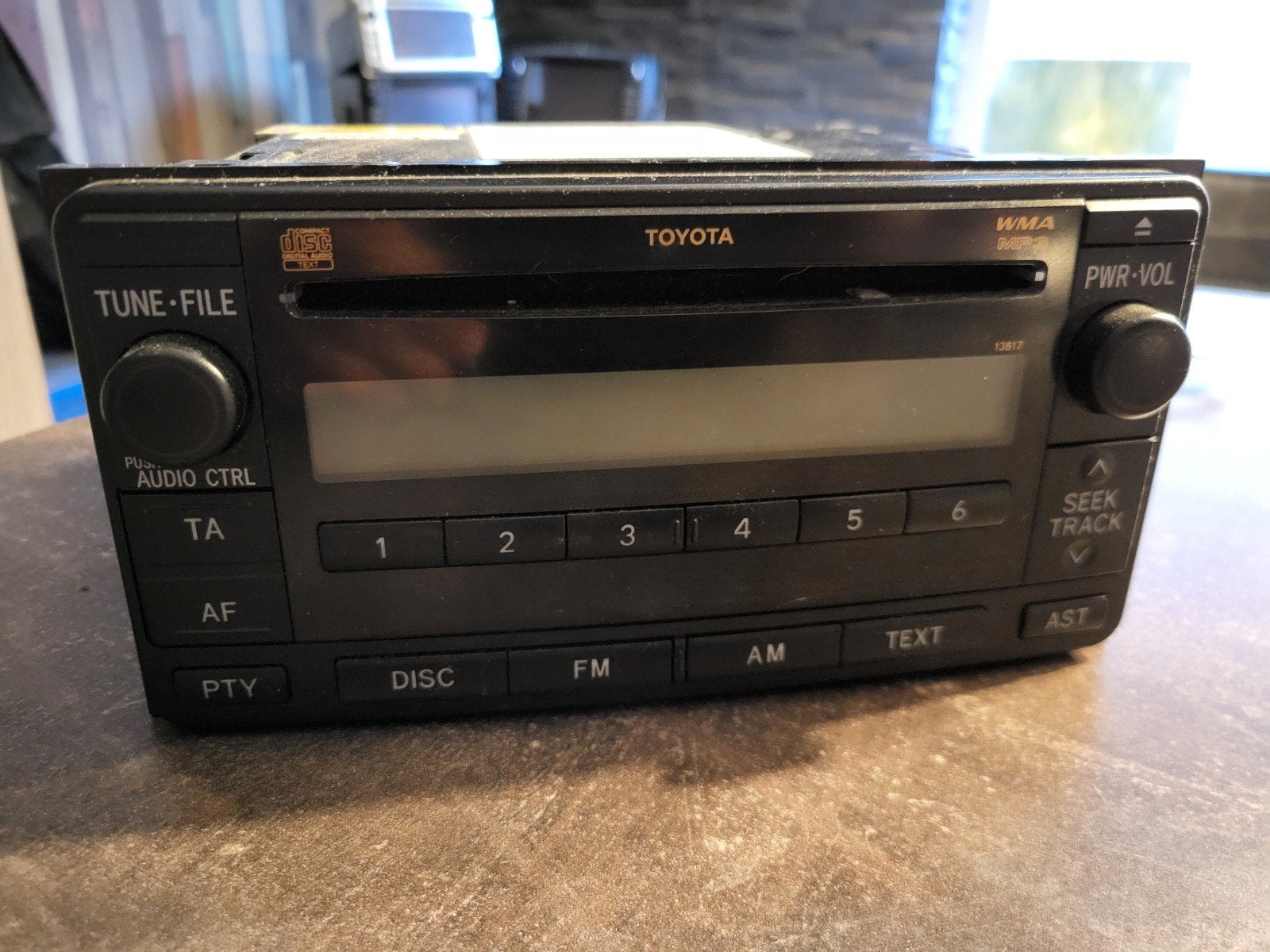 Toyota Hilux AN10 AN20 AN30 Gen 7 Yaris P13 Radio, Ophalen of Verzenden, Gebruikt