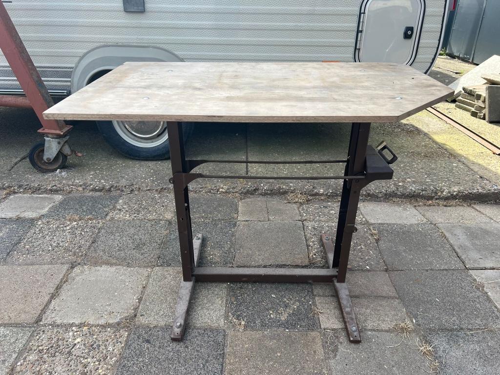 Heftafel voor in camperbus, Ophalen, Gebruikt