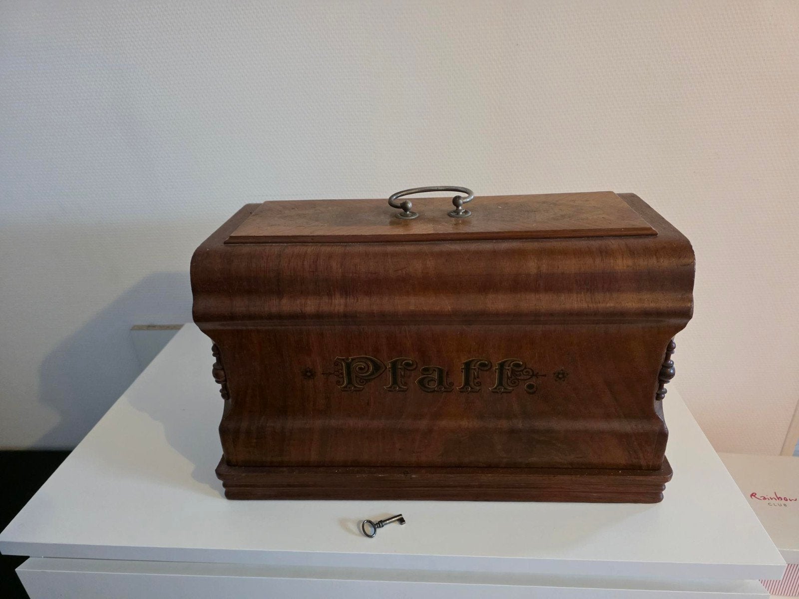 Antieke Pfaff Naaimachine met Houten Kist en Handleiding, Antiek en Kunst, Ophalen