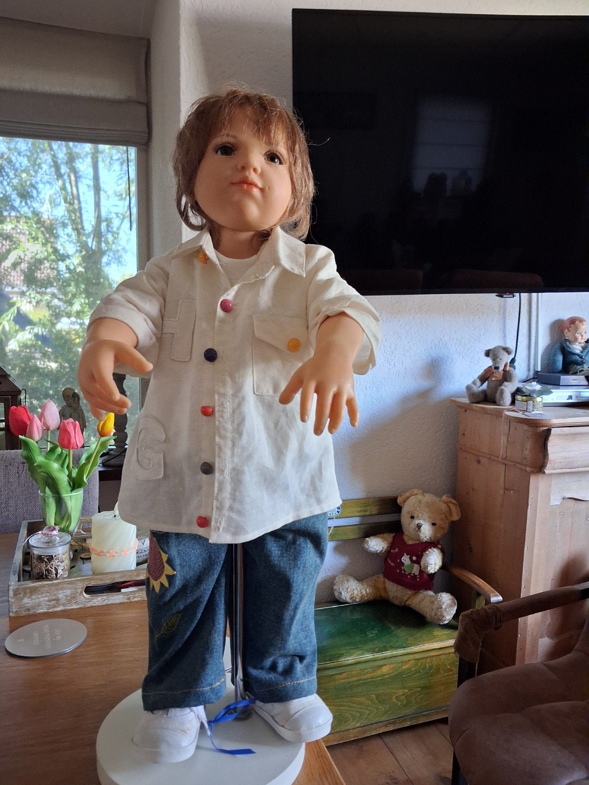 Leopold mooie resin pop Hildegard Gunzel 60 cm. met standaar, Verzamelen, Ophalen of Verzenden, Zo goed als nieuw, Pop