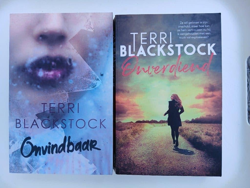 2 boeken van Terri Blackstock, Ophalen of Verzenden, Zo goed als nieuw, Terri Blackstock