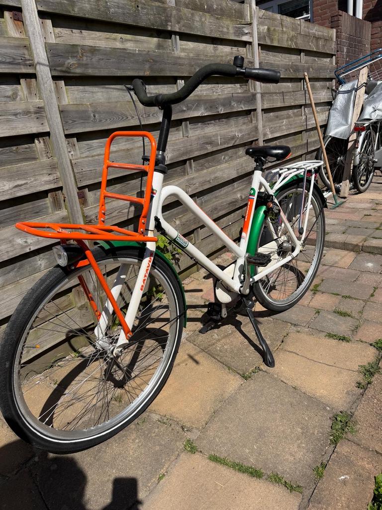 Batavus Transportfiets - Wit/Groen/Oranje, Fietsen en Brommers, Fietsen | Dames | Damesfietsen, Ophalen, Velgrem, Versnellingen