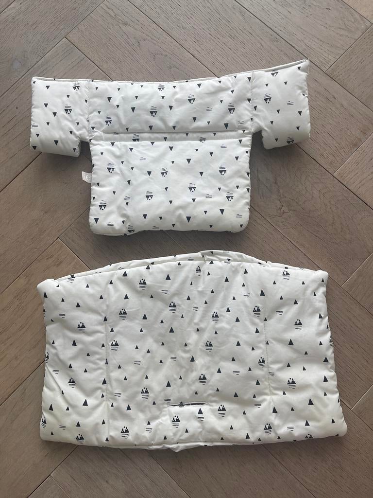 Stokke Tripp Trapp kussenset met driehoekjes patroon, Ophalen of Verzenden, Gebruikt