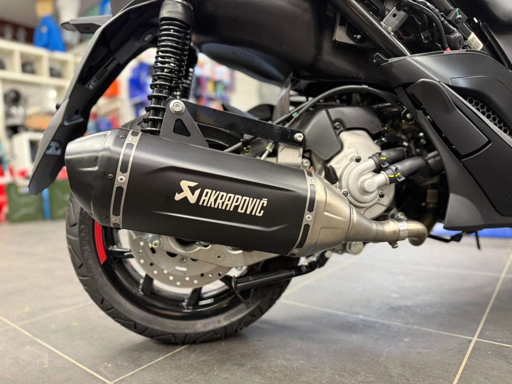 Piaggio MP3 310cc E5+ Akrapovic, Motoren, Ophalen of Verzenden, Niet ingevuld, Niet ingevuld, Niet ingevuld