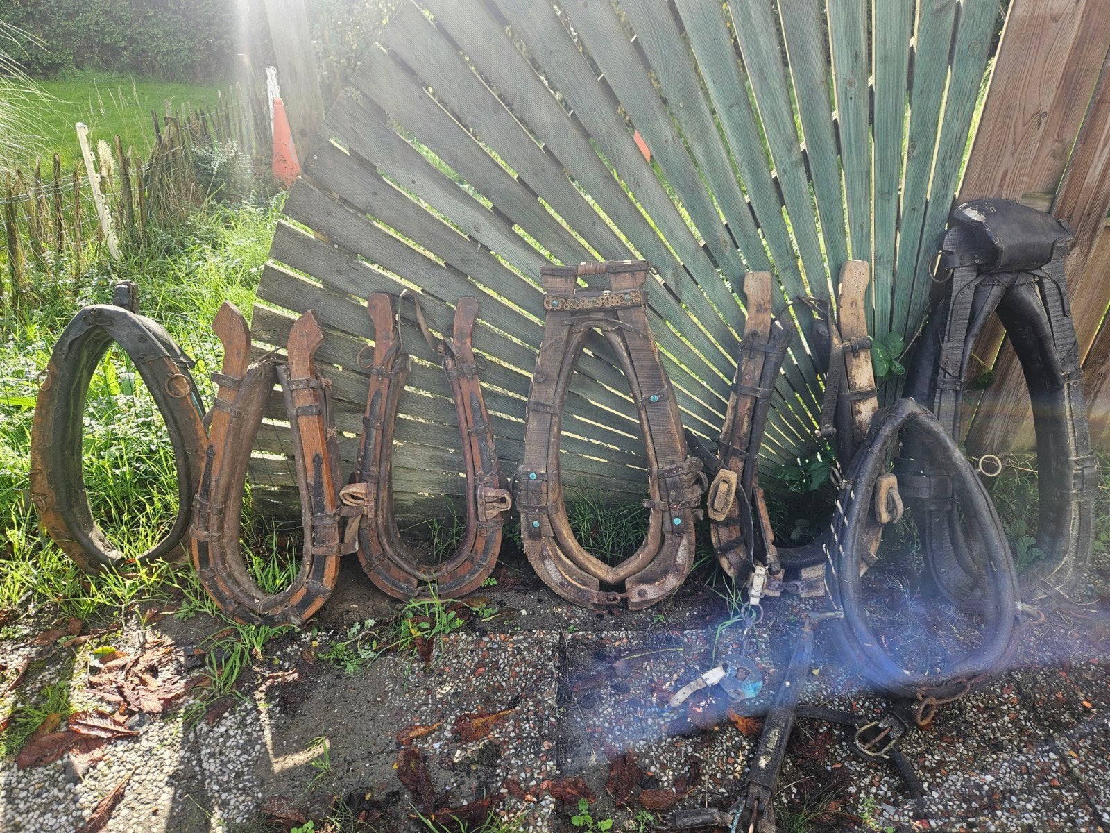 Antiek gareel/haam, Ophalen