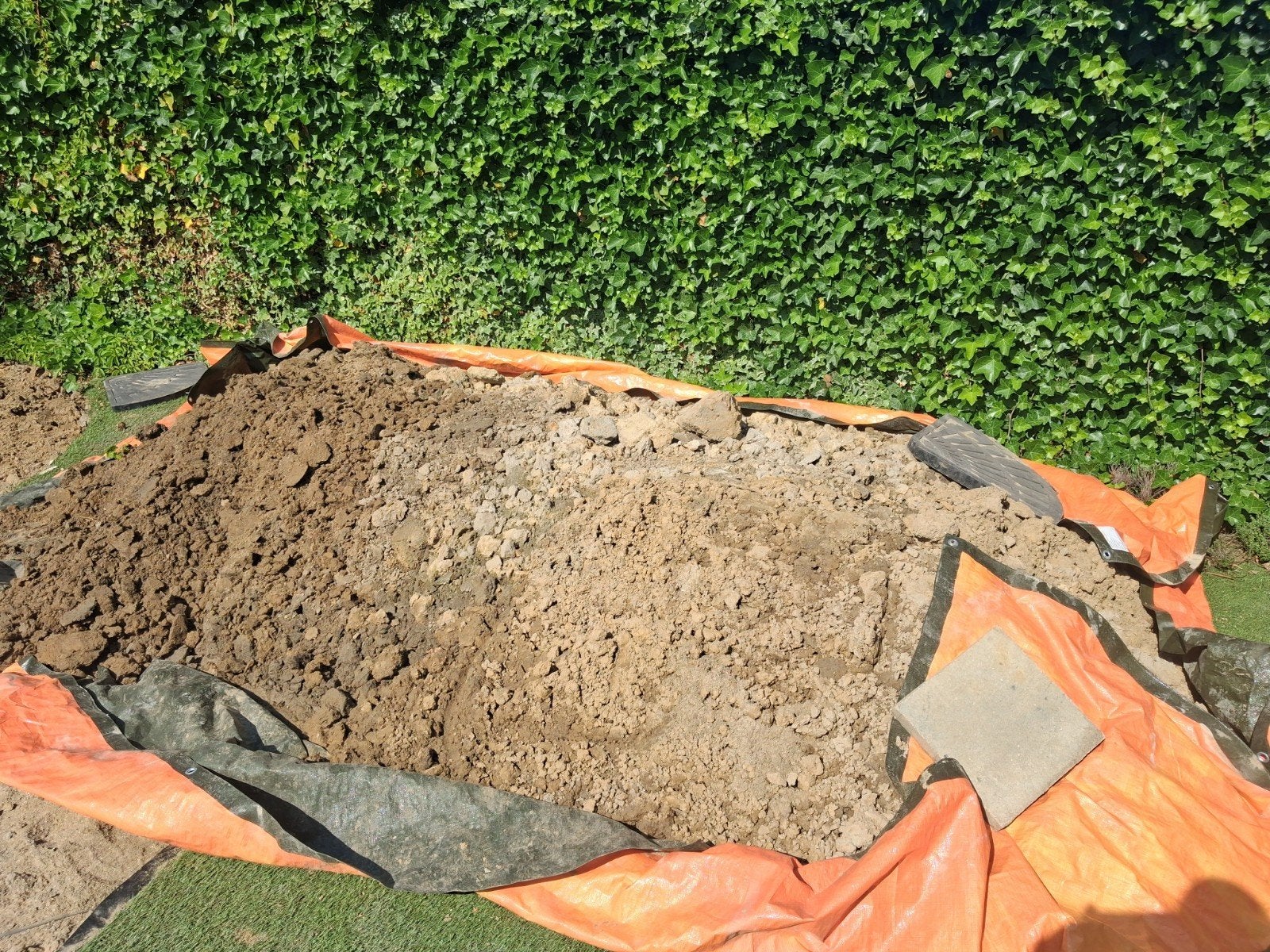 Gratis Ophoogzand/Tuinaarde af te halen, Ophalen, Gebruikt, Ophoogzand