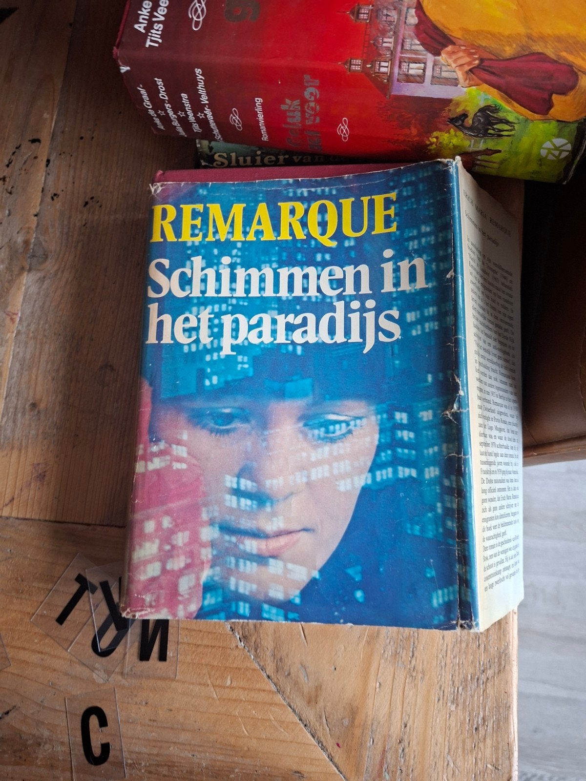 Remarque - Schimmen in het paradijs (Boek), Boeken, Romans, Gelezen, Europa overig, Ophalen of Verzenden